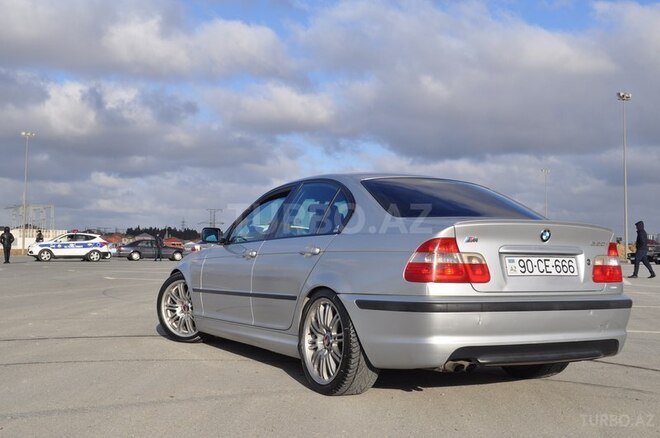 BMW 320 2002, 235,000 km - 2.2 l - Bakı