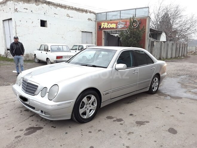Mercedes E 220 1999, 358,000 km - 2.2 l - Gəncə