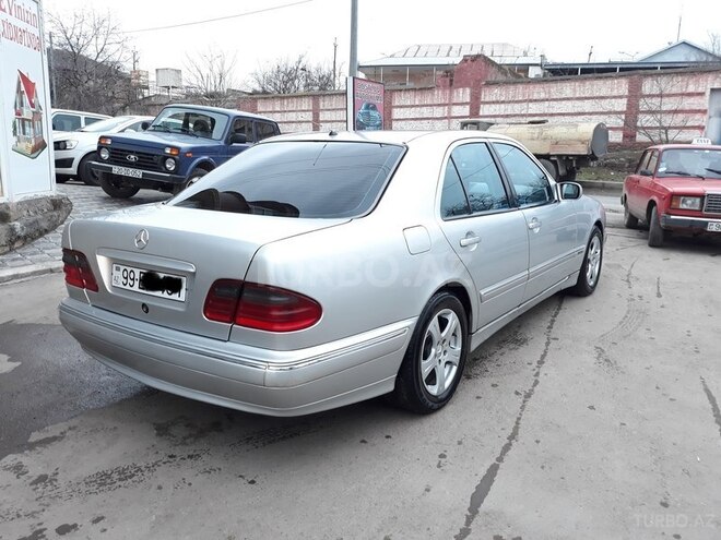 Mercedes E 220 1999, 358,000 km - 2.2 l - Gəncə