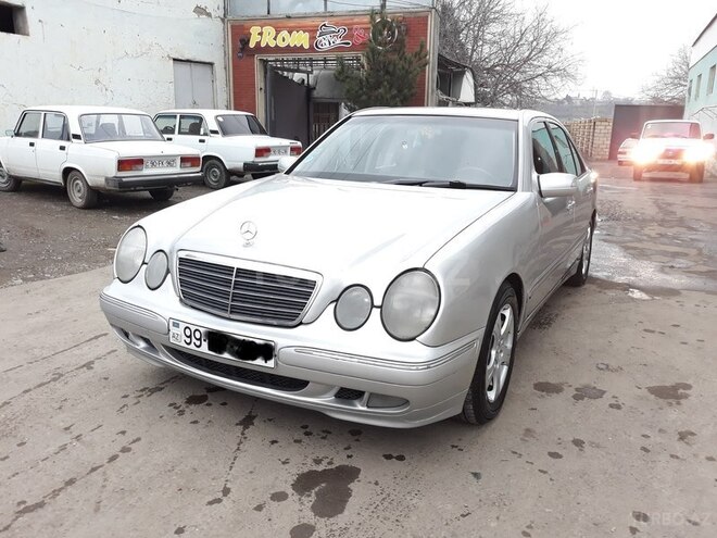 Mercedes E 220 1999, 358,000 km - 2.2 l - Gəncə