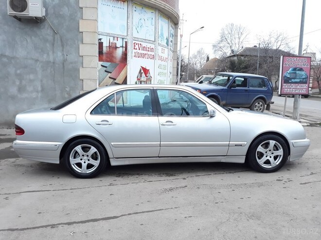Mercedes E 220 1999, 358,000 km - 2.2 l - Gəncə