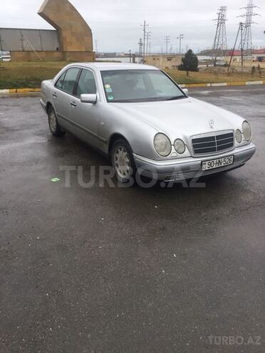 Mercedes E 230 1997, 378,000 km - 2.3 l - Bakı