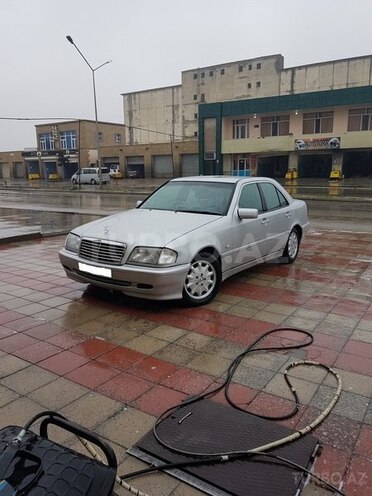 Mercedes C 180 1999, 245,000 km - 1.8 l - Bakı