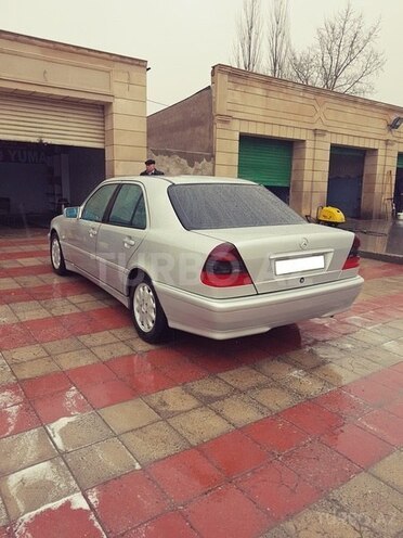 Mercedes C 180 1999, 245,000 km - 1.8 l - Bakı