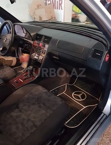 Mercedes C 180 1999, 245,000 km - 1.8 l - Bakı