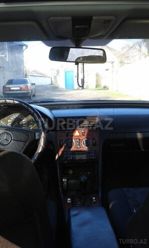 Mercedes C 180 1999, 384,000 km - 1.8 л - Ağdaş