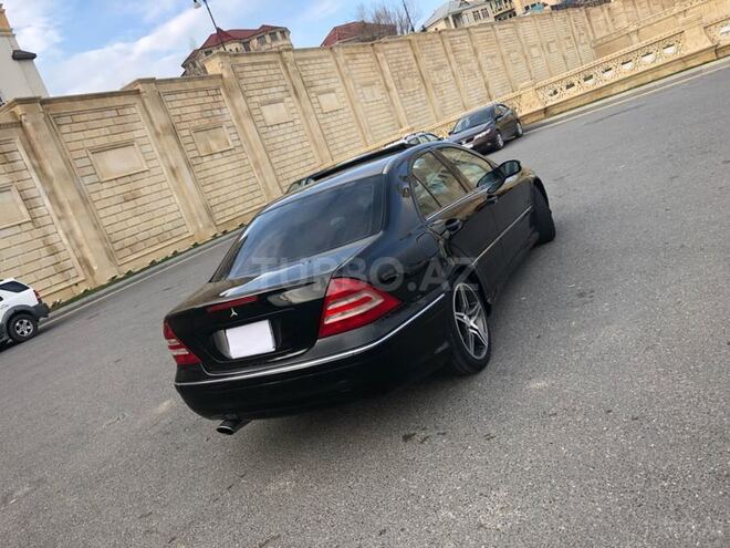 Mercedes C 230 2005, 193,000 km - 2.5 l - Bakı