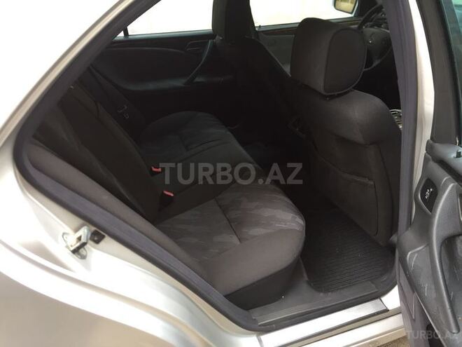 Mercedes C 220 2000, 199,998 km - 2.2 l - Bakı