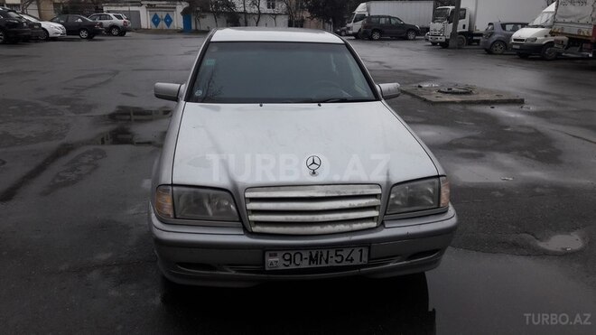 Mercedes C 180 1997, 293,000 km - 1.8 l - Bakı