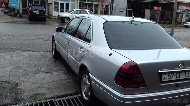 Mercedes C 180 1995, 256,000 km - 1.8 л - Bakı