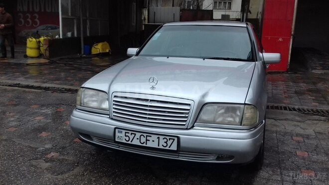 Mercedes C 180 1995, 256,000 km - 1.8 л - Bakı