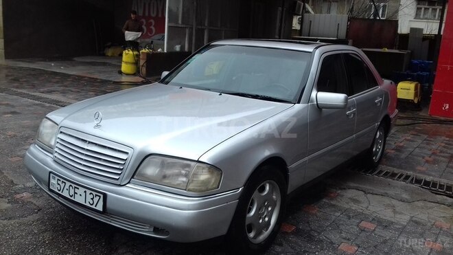 Mercedes C 180 1995, 256,000 km - 1.8 л - Bakı