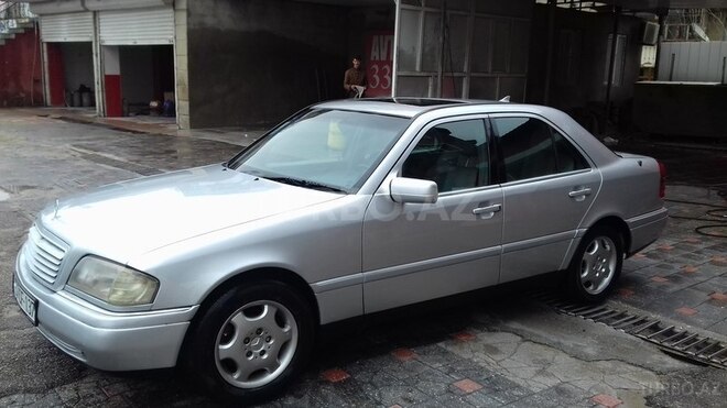 Mercedes C 180 1995, 256,000 km - 1.8 л - Bakı