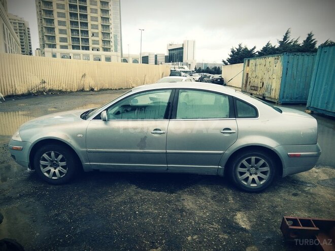 Volkswagen Passat 2002, 257,000 km - 1.8 l - Bakı