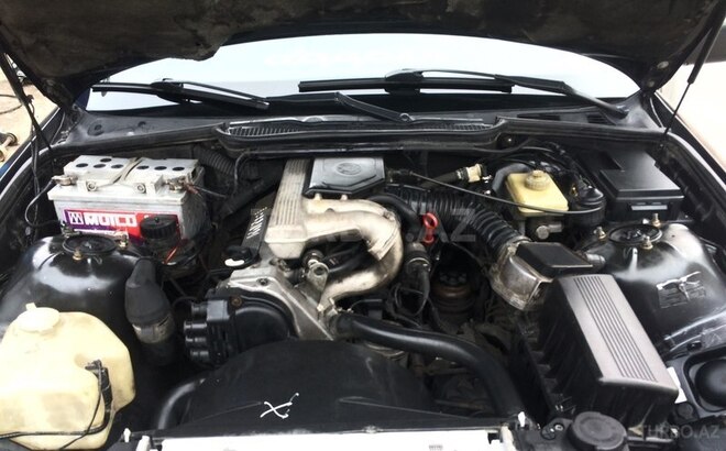 BMW 318 1992, 390,000 km - 1.8 l - Bakı