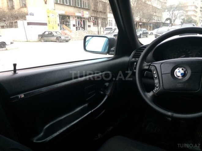 BMW 318 1992, 390,000 km - 1.8 l - Bakı
