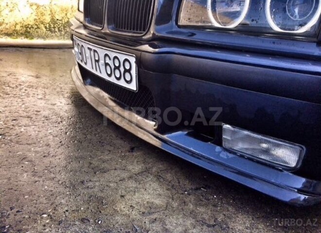 BMW 318 1992, 390,000 km - 1.8 l - Bakı