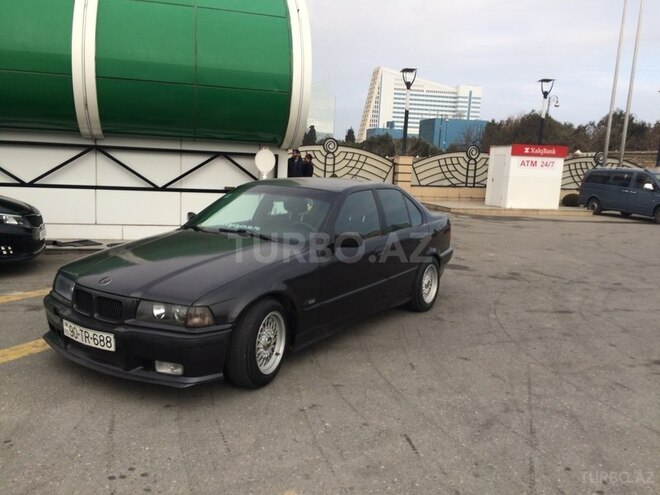 BMW 318 1992, 390,000 km - 1.8 l - Bakı