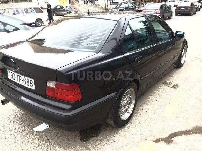 BMW 318 1992, 390,000 km - 1.8 l - Bakı