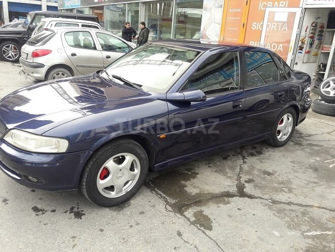 Opel Vectra 1999, 325,000 km - 2.0 л - Bakı