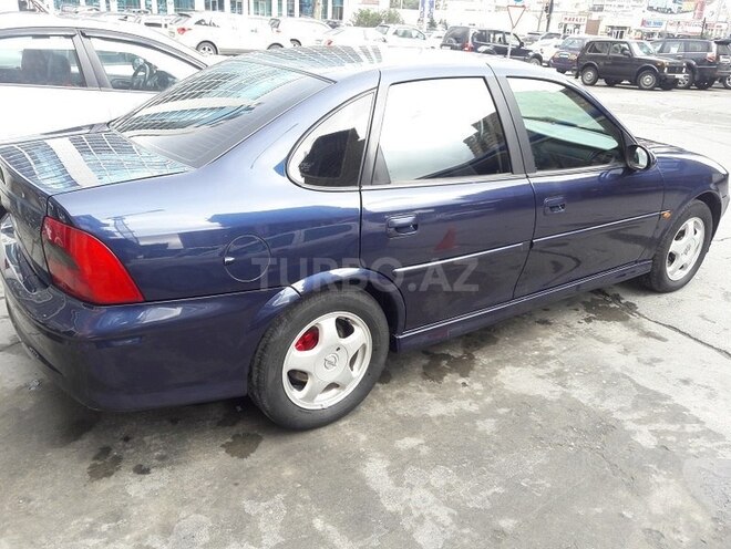 Opel Vectra 1999, 325,000 km - 2.0 л - Bakı