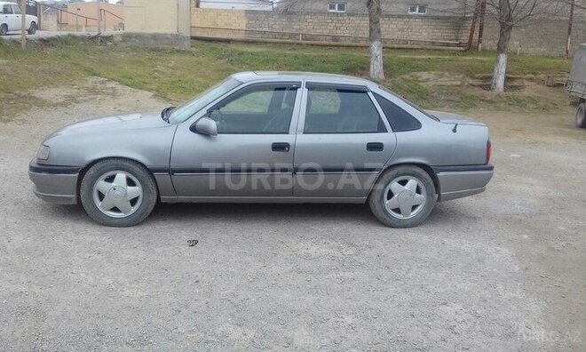 Opel Vectra 1994, 250,000 km - 2.0 l - Bakı