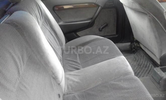 Opel Vectra 1994, 250,000 km - 2.0 l - Bakı