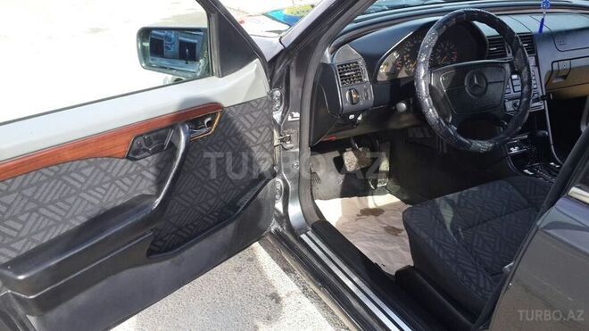 Mercedes C 220 1995, 342,000 km - 2.2 l - Bakı