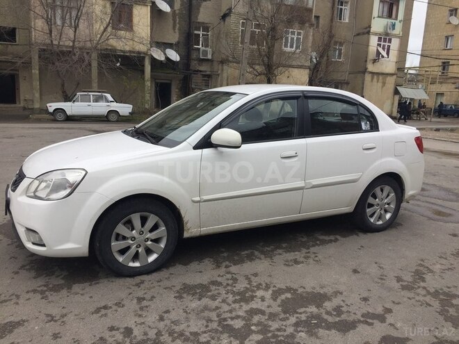 Kia Rio 2010, 166,000 km - 1.4 л - Sumqayıt