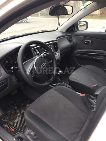 Kia Rio 2010, 166,000 km - 1.4 л - Sumqayıt