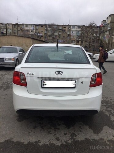 Kia Rio 2010, 166,000 km - 1.4 л - Sumqayıt