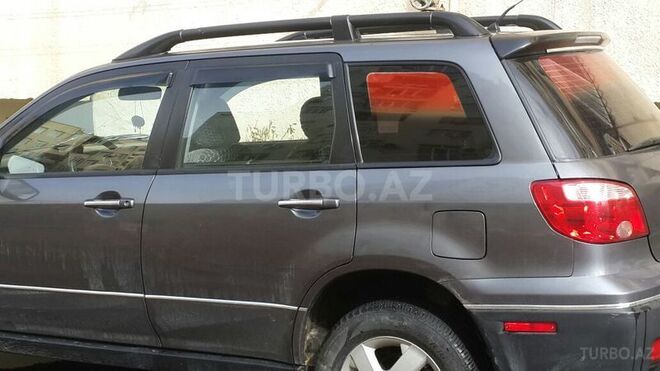 Mitsubishi  2006, 150,000 km - 0.3 l - Bakı