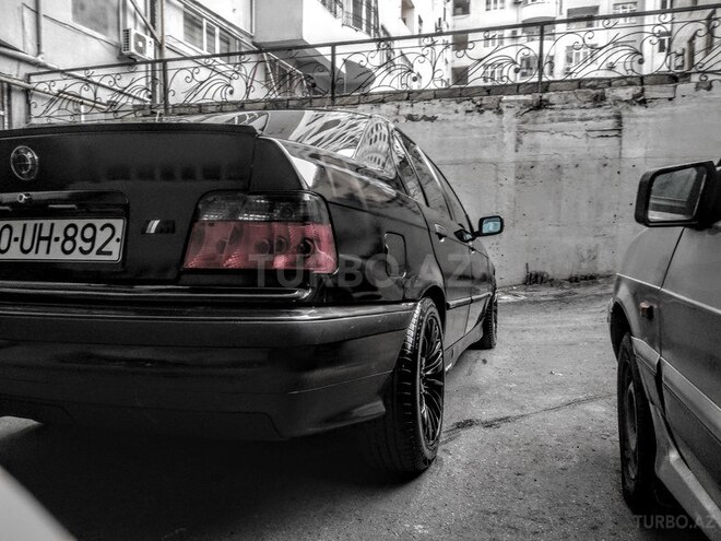 BMW 320 1991, 260,823 km - 0.3 l - Bakı