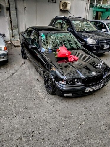 BMW 320 1991, 260,823 km - 0.3 l - Bakı