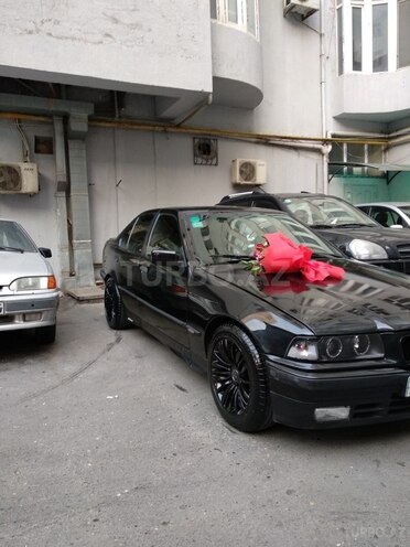 BMW 320 1991, 260,823 km - 0.3 l - Bakı