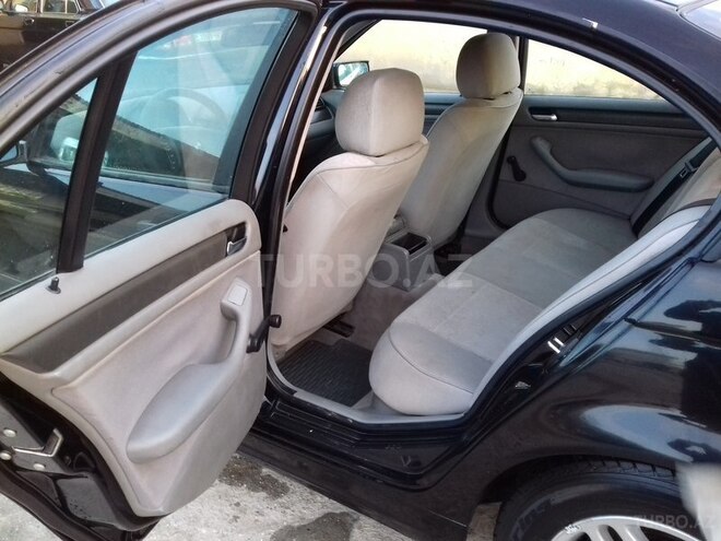 BMW 318 2002, 316,000 km - 1.8 l - Bakı