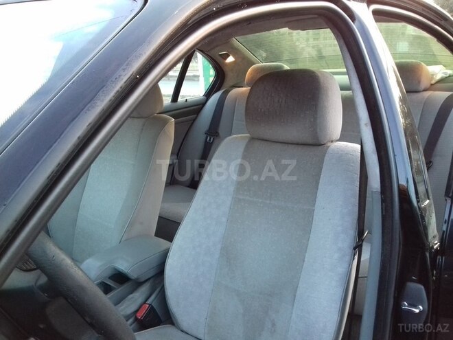 BMW 318 2002, 316,000 km - 1.8 l - Bakı