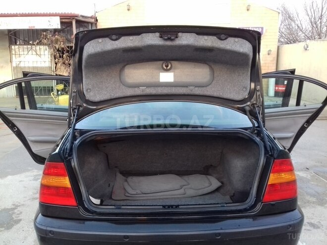 BMW 318 2002, 316,000 km - 1.8 l - Bakı