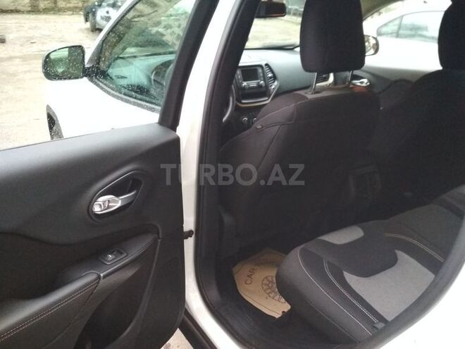 Jeep Cherokee 2015, 24,050 km - 2.4 л - Bakı