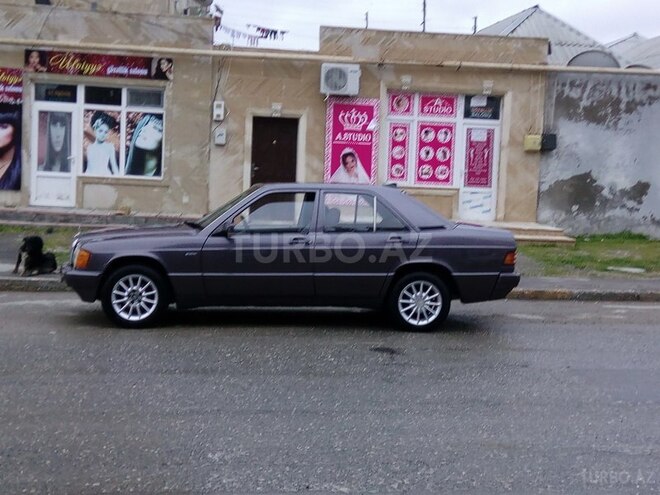 Mercedes 190 1992, 325,000 km - 2.0 л - Bakı