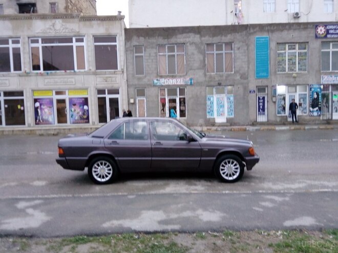 Mercedes 190 1992, 325,000 km - 2.0 л - Bakı