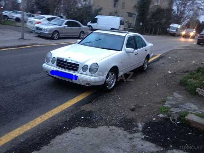 Mercedes E 230 1996, 300,000 km - 2.3 l - Bakı