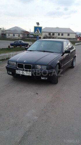 BMW 320 1993, 132,833 km - 2.0 l - Ağstafa