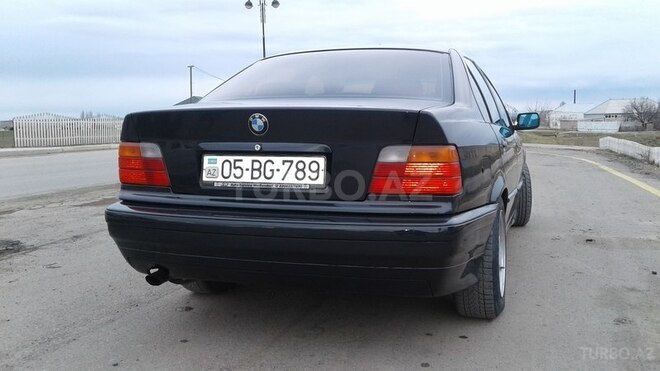 BMW 320 1993, 132,833 km - 2.0 l - Ağstafa
