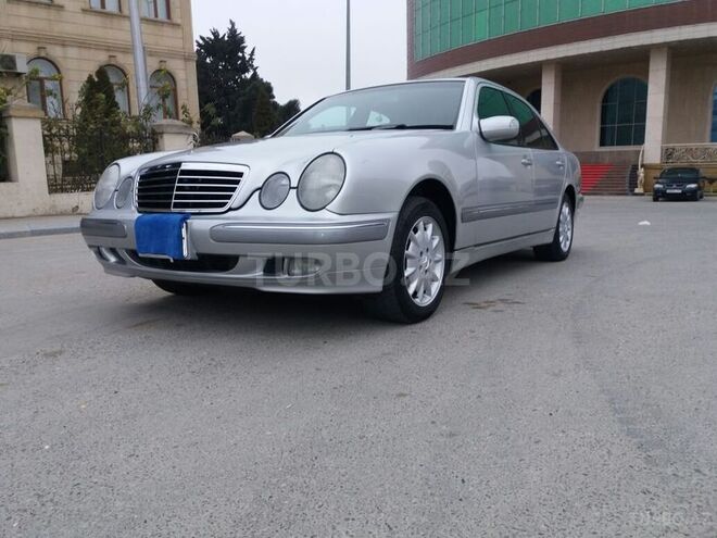 Mercedes E 240 2001, 191,000 km - 2.6 l - Bakı
