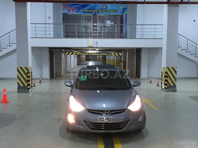 Hyundai Elantra 2015, 36,000 km - 1.8 l - Bakı