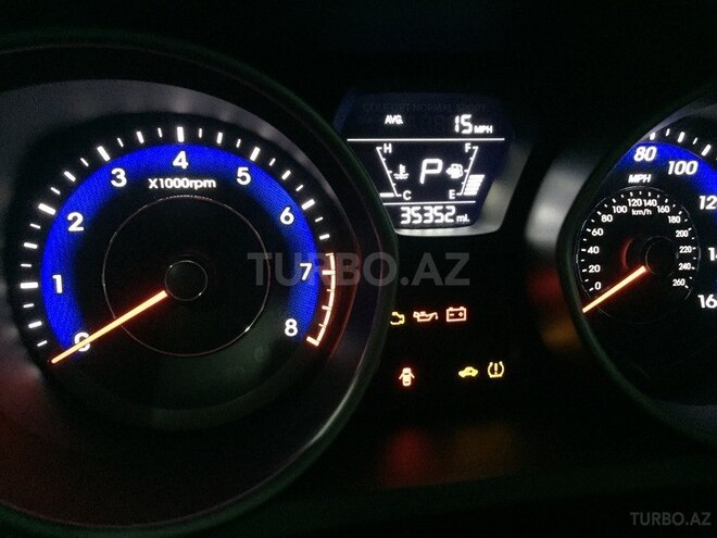 Hyundai Elantra 2015, 36,000 km - 1.8 l - Bakı