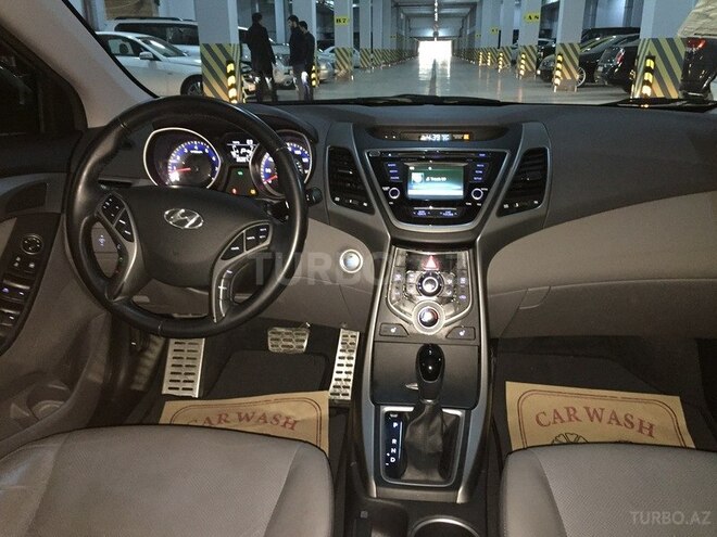 Hyundai Elantra 2015, 36,000 km - 1.8 l - Bakı