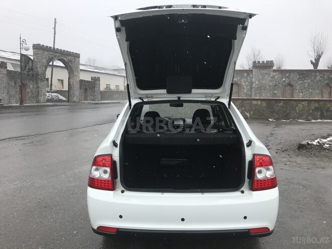 LADA (VAZ) Priora 2014, 98,000 km - 1.6 l - Şəki