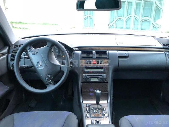 Mercedes E 270 1999, 374,000 km - 2.7 l - Bakı